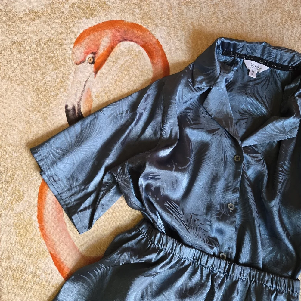 3/$25 Nicole Miller New York Pajama Short Set Sleepwear Satin Finish Floral Teal - Picture 1 of 10